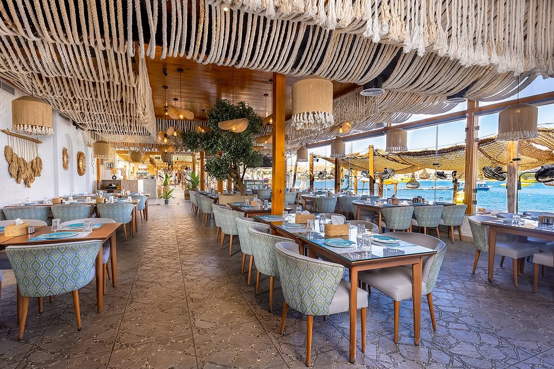 BOOK YOUR LUXURY BEACH IN SHARM EL SHEIKH