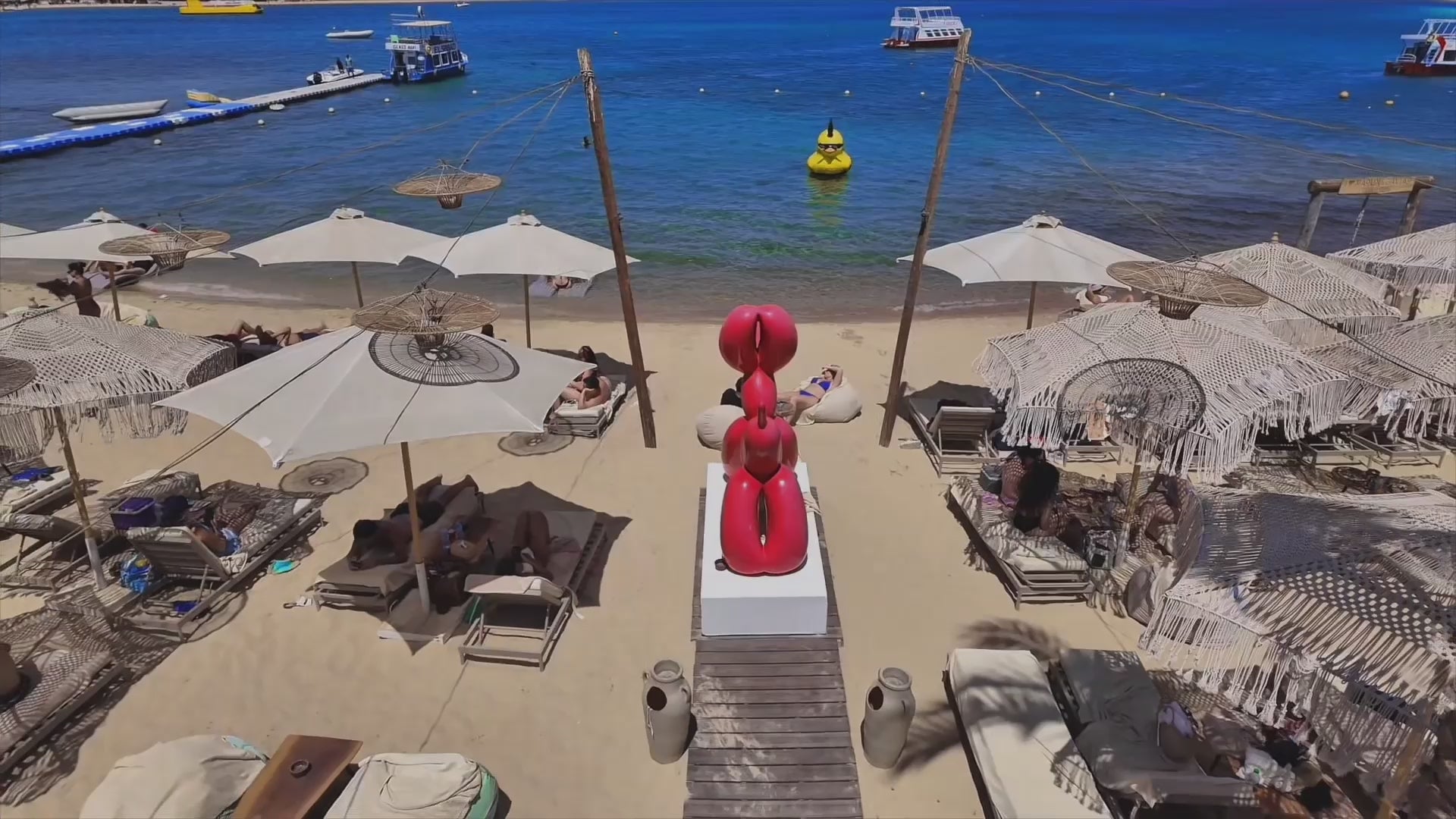 BOOK YOUR LUXURY BEACH IN SHARM EL SHEIKH